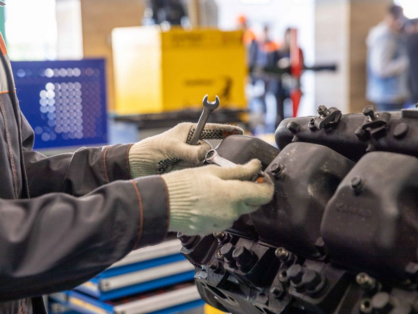 CAT Engine Maintenance Guide for High-Temperature Summer Conditions